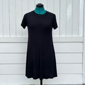 American Eagle Outfitters: Black Short Sleeve Ribbed Dress. Size Small.